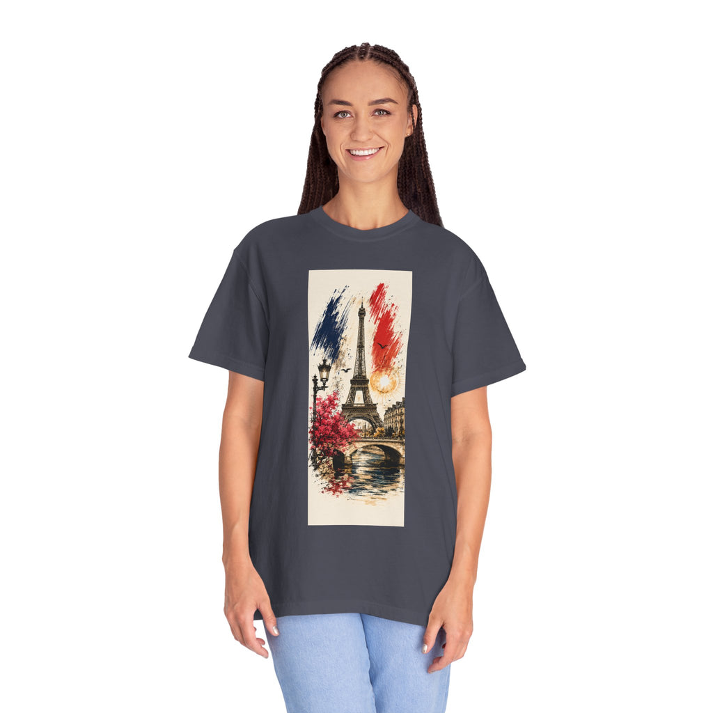 Paris Eiffel Tower Illustration T-Shirt | French Phrase Ce n'est pas la mer à boire
