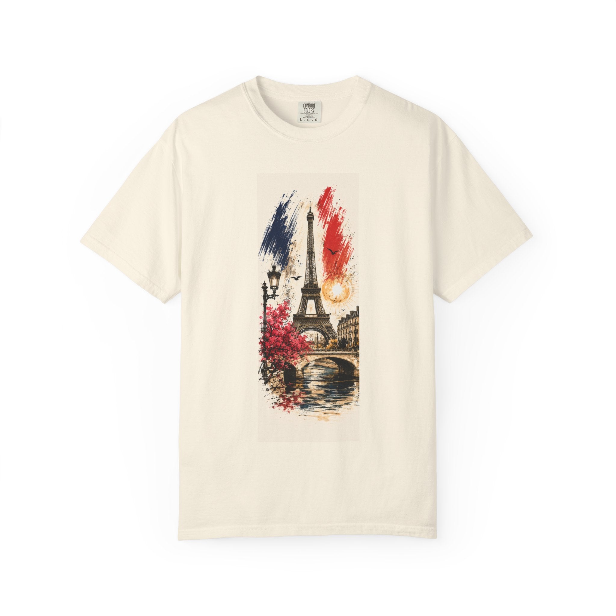 Paris Eiffel Tower Illustration T-Shirt | French Phrase Ce n'est pas la mer à boire
