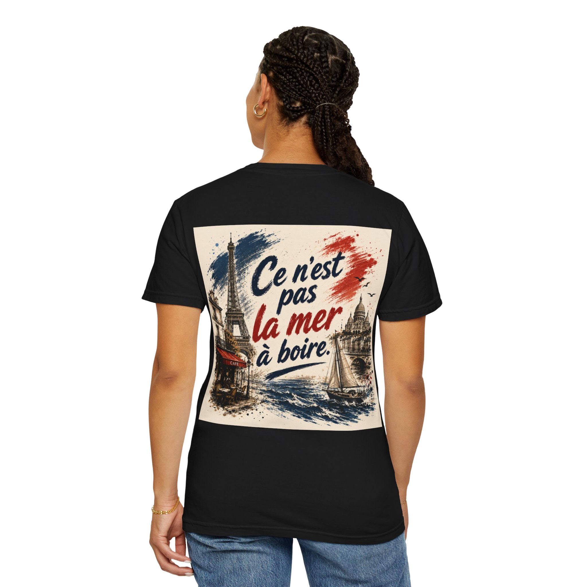 Paris Eiffel Tower Illustration T-Shirt | French Phrase Ce n'est pas la mer à boire