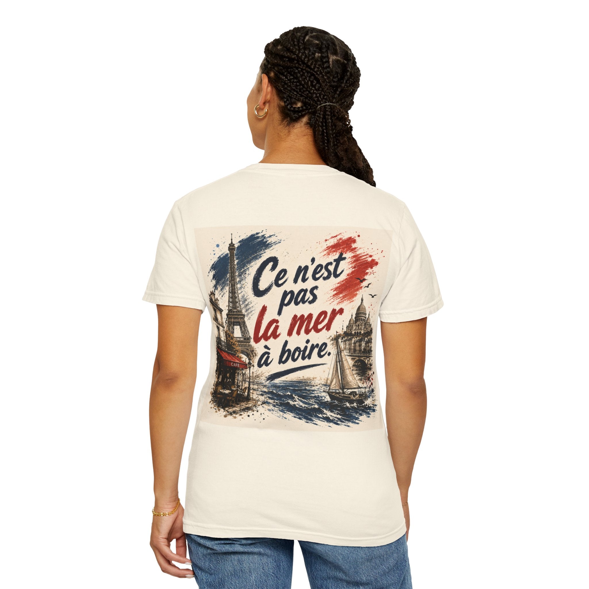 Paris Eiffel Tower Illustration T-Shirt | French Phrase Ce n'est pas la mer à boire