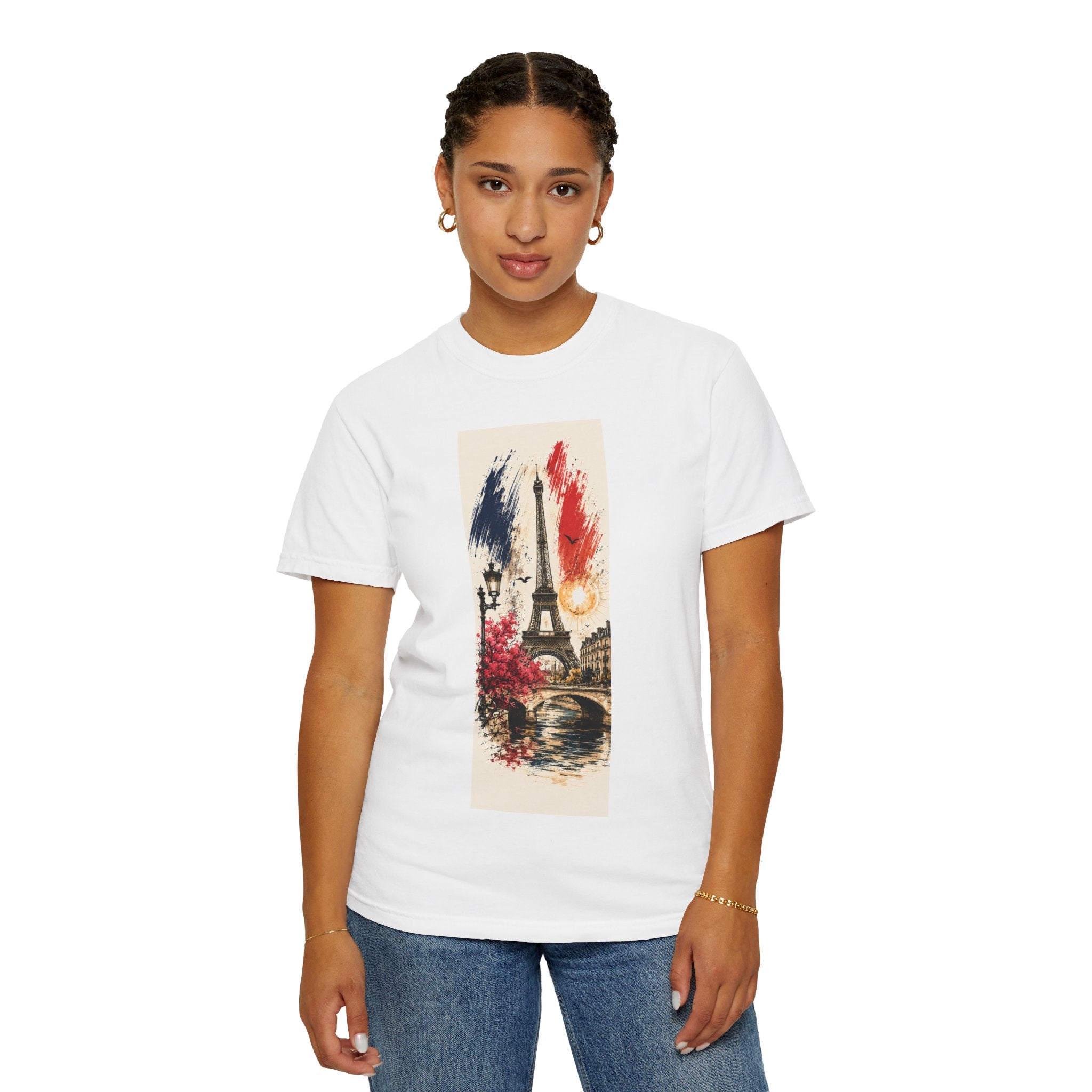 Paris Eiffel Tower Illustration T-Shirt | French Phrase Ce n'est pas la mer à boire