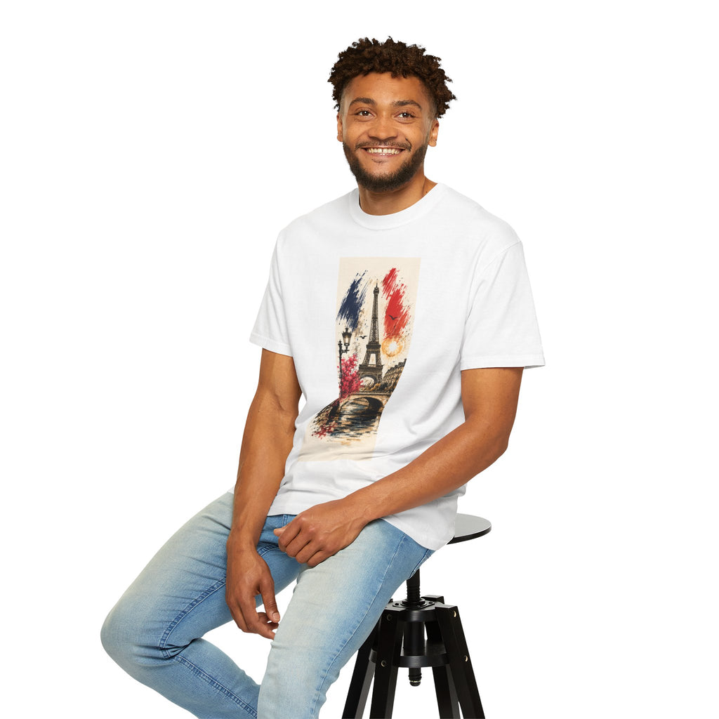 Paris Eiffel Tower Illustration T-Shirt | French Phrase Ce n'est pas la mer à boire