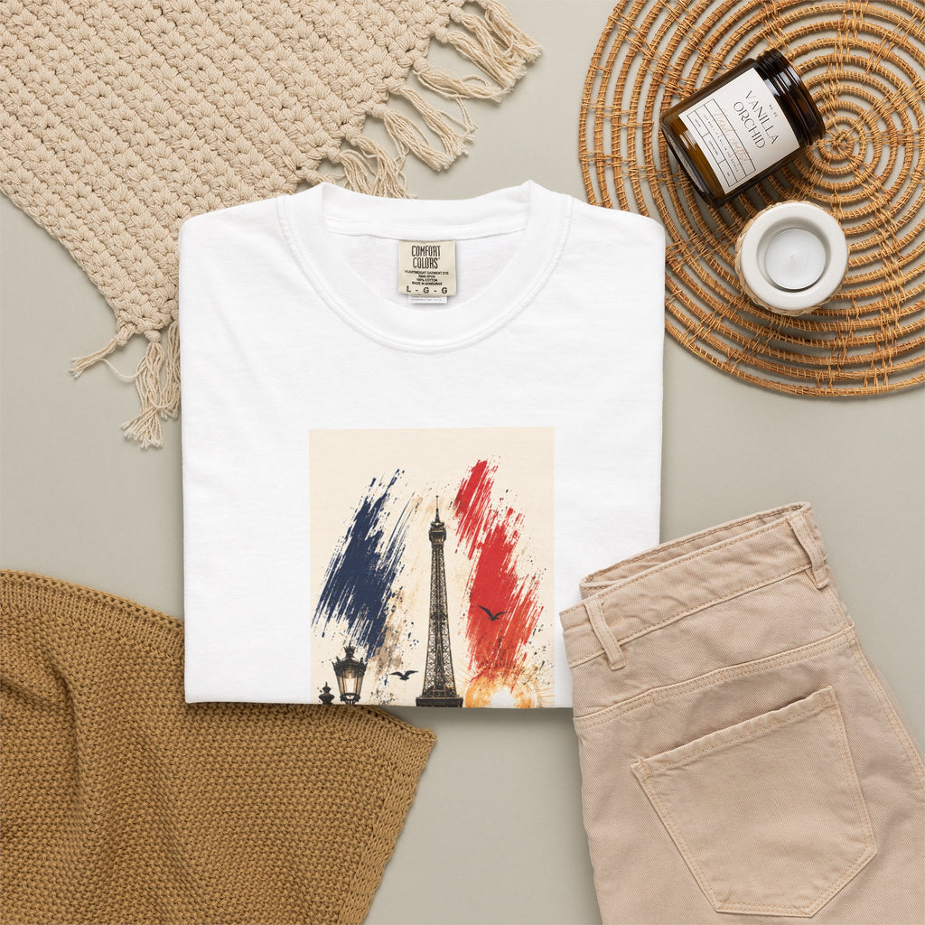 Paris Eiffel Tower Illustration T-Shirt | French Phrase Ce n'est pas la mer à boire
