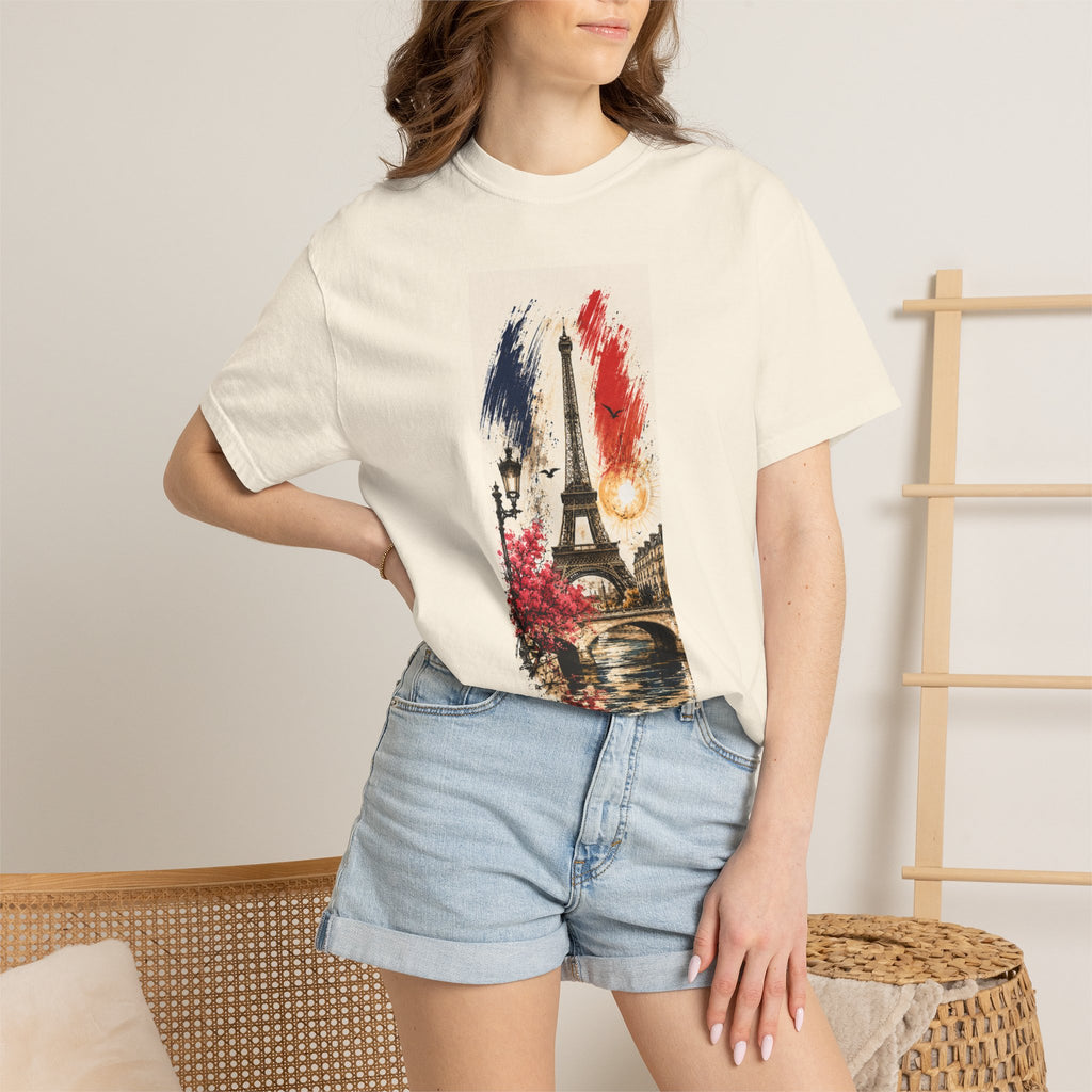 Paris Eiffel Tower Illustration T-Shirt | French Phrase Ce n'est pas la mer à boire