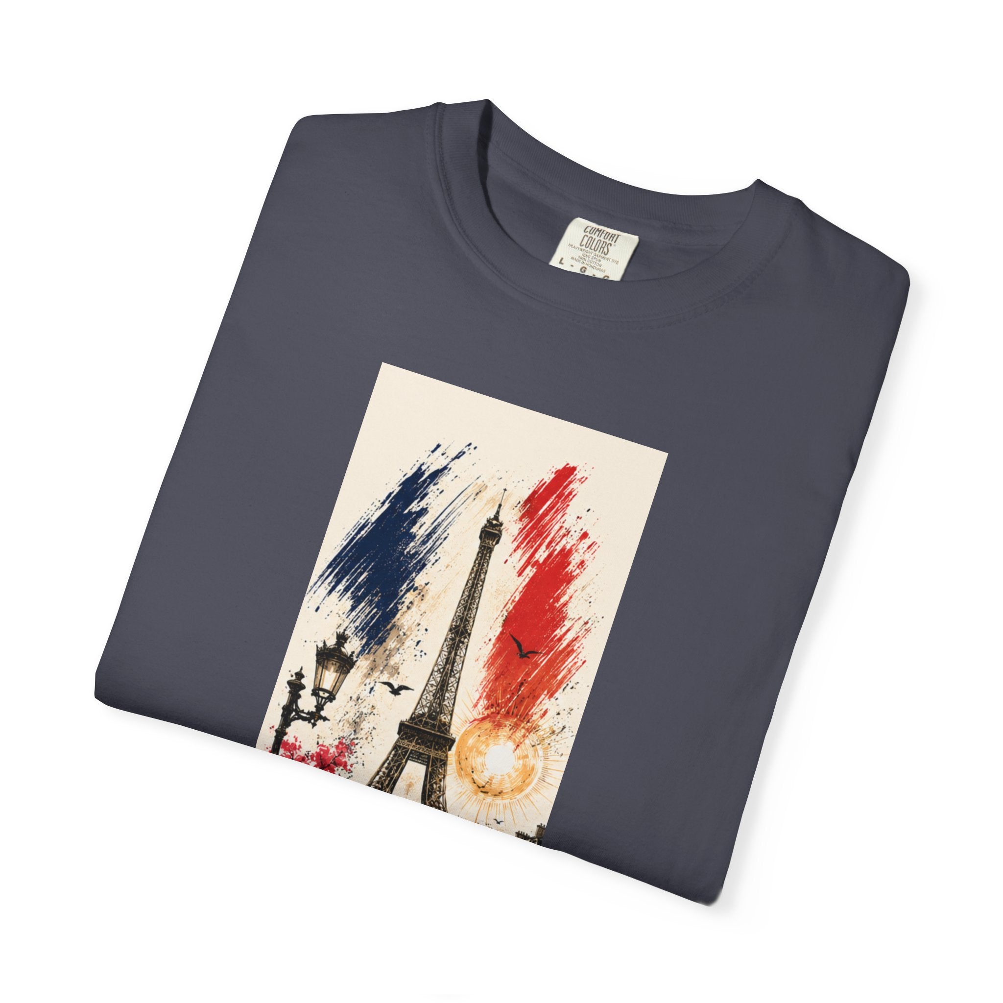 Paris Eiffel Tower Illustration T-Shirt | French Phrase Ce n'est pas la mer à boire